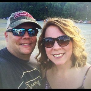 Meet your Posher, Courtney